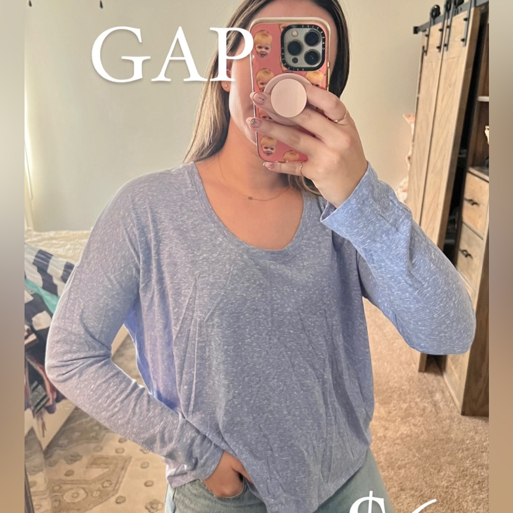 Gap long sleeve tee